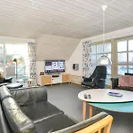 Stunning Home In Blavand With Sauna Semesterbostad *