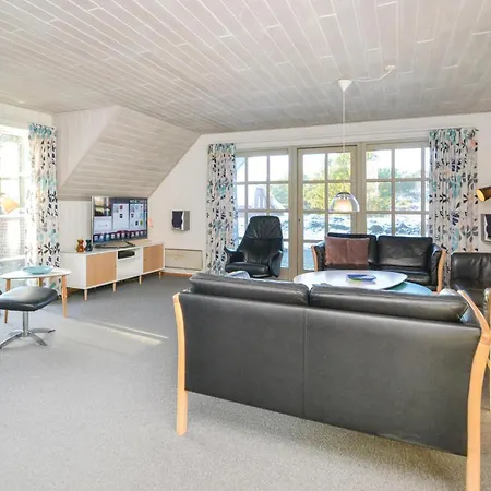 Stunning Home In Blavand With Sauna *