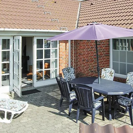 Beach Front Home In Blavand With Sauna * Blåvand