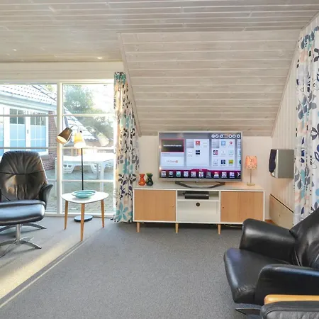 Stunning Home In Blavand With Sauna *