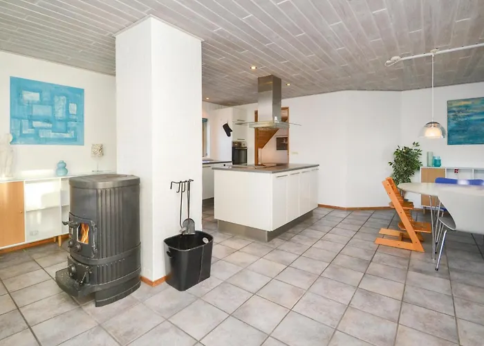 بيت للعطل Awesome In With Sauna Blåvand